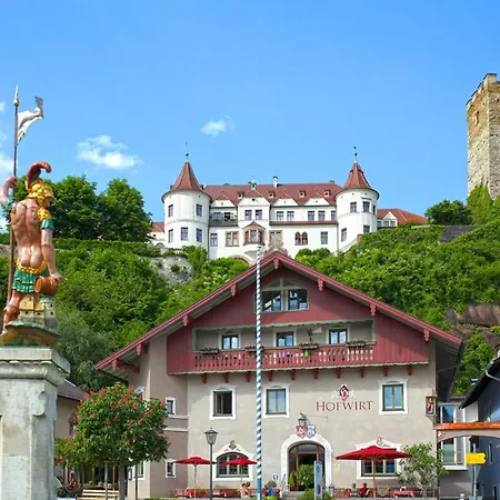 Hofwirt Szálloda Neubeuern