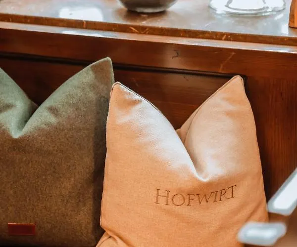 Hofwirt Otel