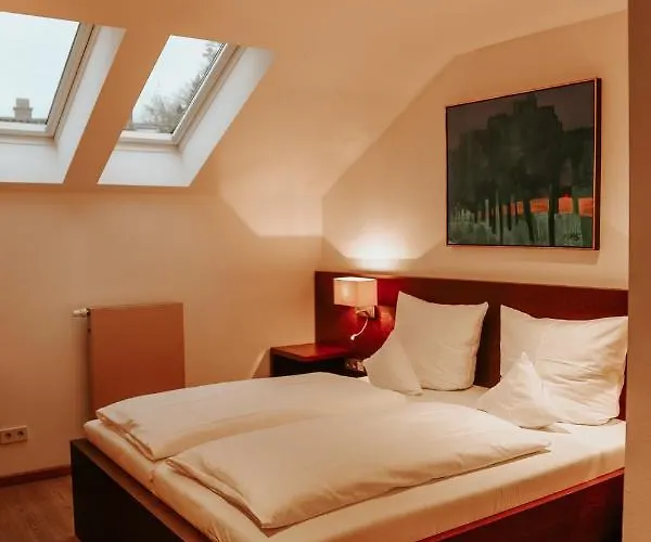 Otel Hofwirt *