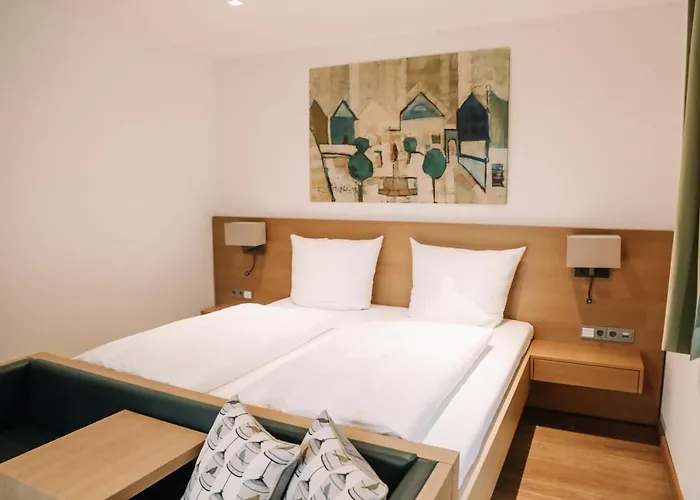 Otel Hofwirt *