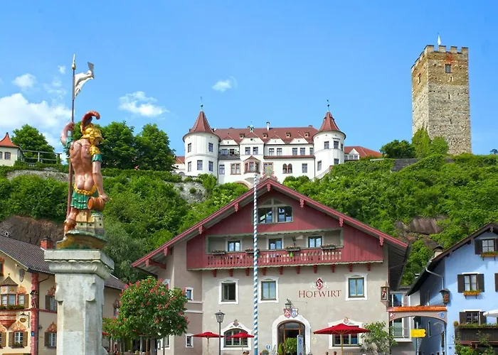 Hofwirt Otel Neubeuern