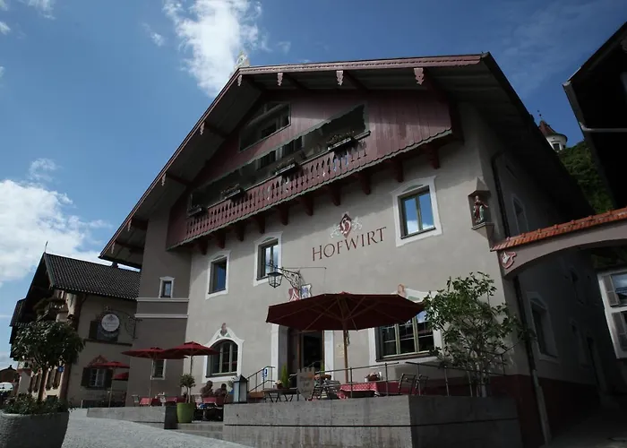 Hofwirt Otel Neubeuern